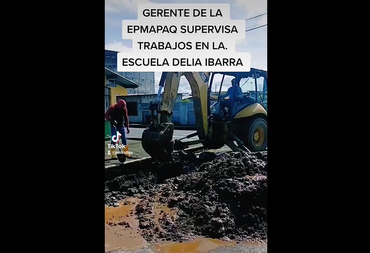 GERENTE DE LA EPMAPAQ SUPERVISA TRABAJOS EN LA ESCUELA DELIA IBARRA DE LA PARROQUIA SAN CAMILO.