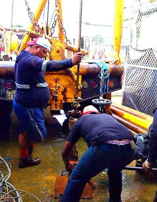 SE REALIZA MANTENIMIENTO A LA ESTACIÓN DE BOMBEO DE AGUA DE LA SALVADOR ALLENDE PARA MEJORAR EL SERVICIO.