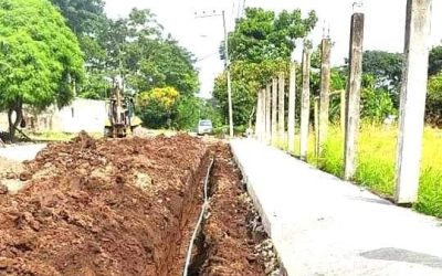 LA EPMAPAQ REALIZA EXTENSIÓN DE REDES DE AGUA EN LA LOTIZACIÓN UTEQ PRIMERA ETAPA.
